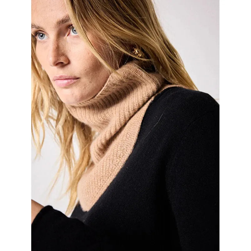 Baya cashmere collar