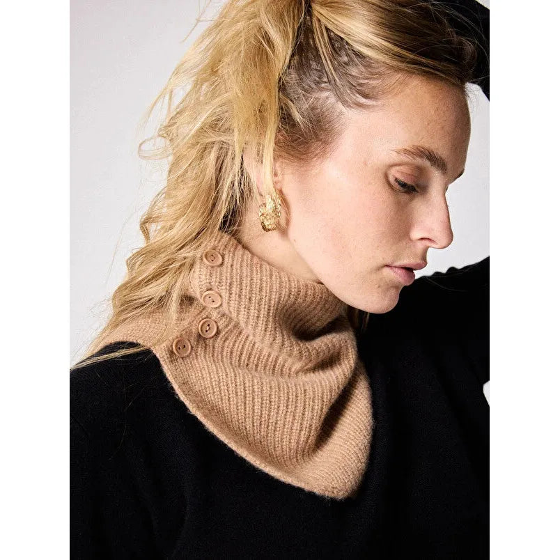 Baya cashmere collar