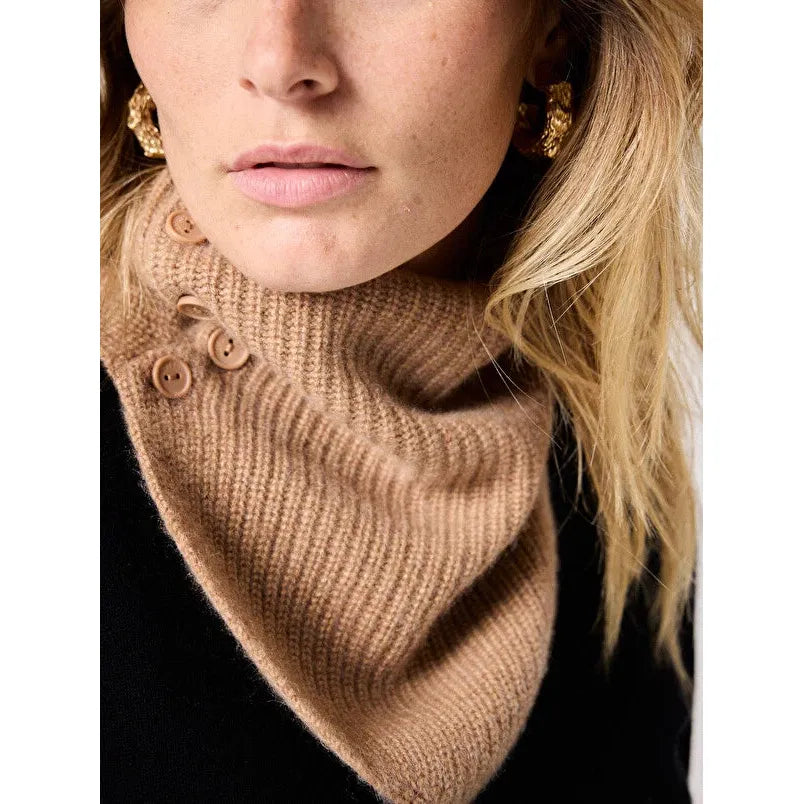 Baya cashmere collar