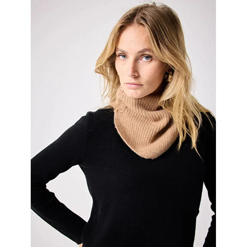 Baya cashmere collar