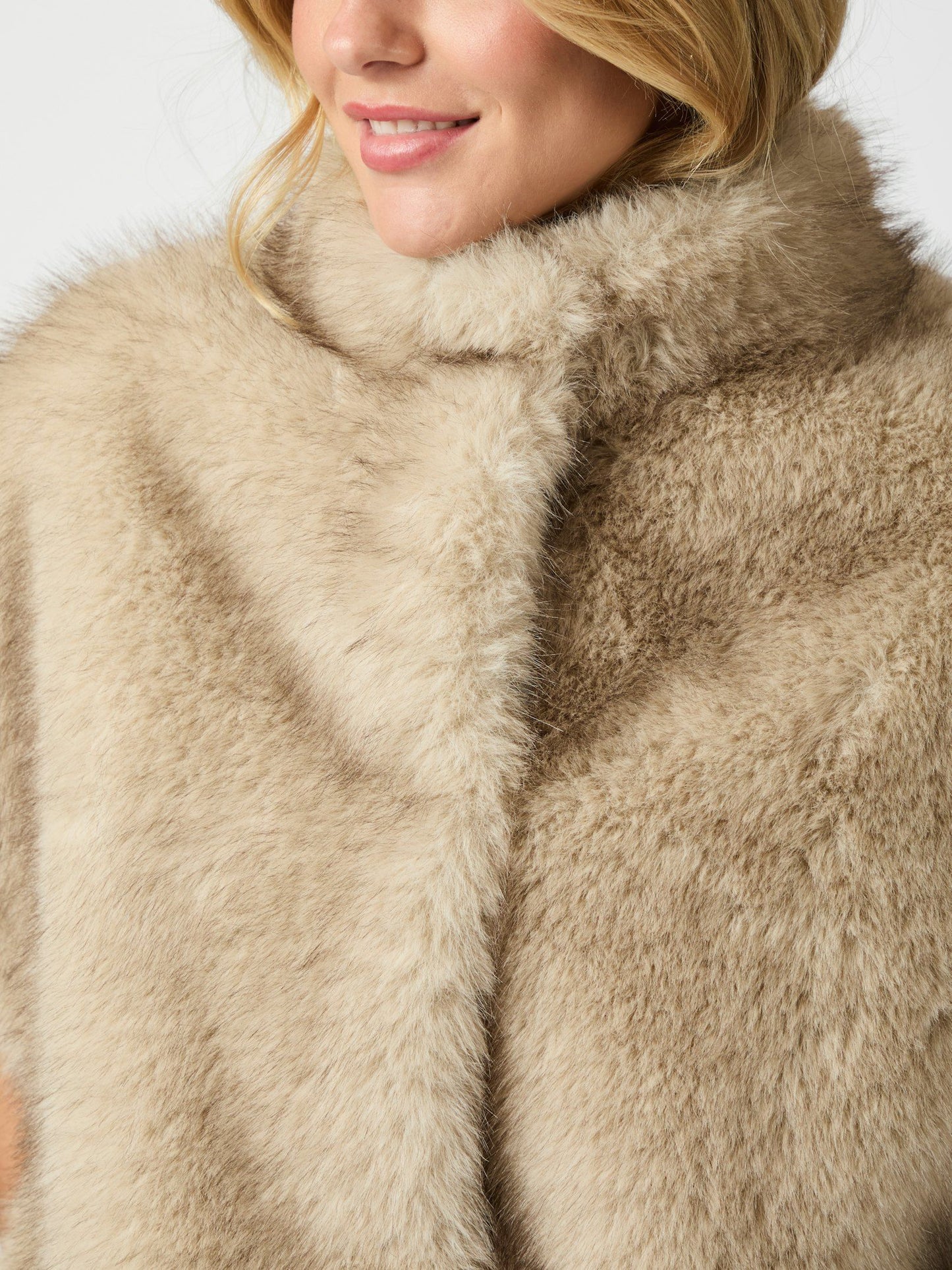 Kevini Faux Fur Vest