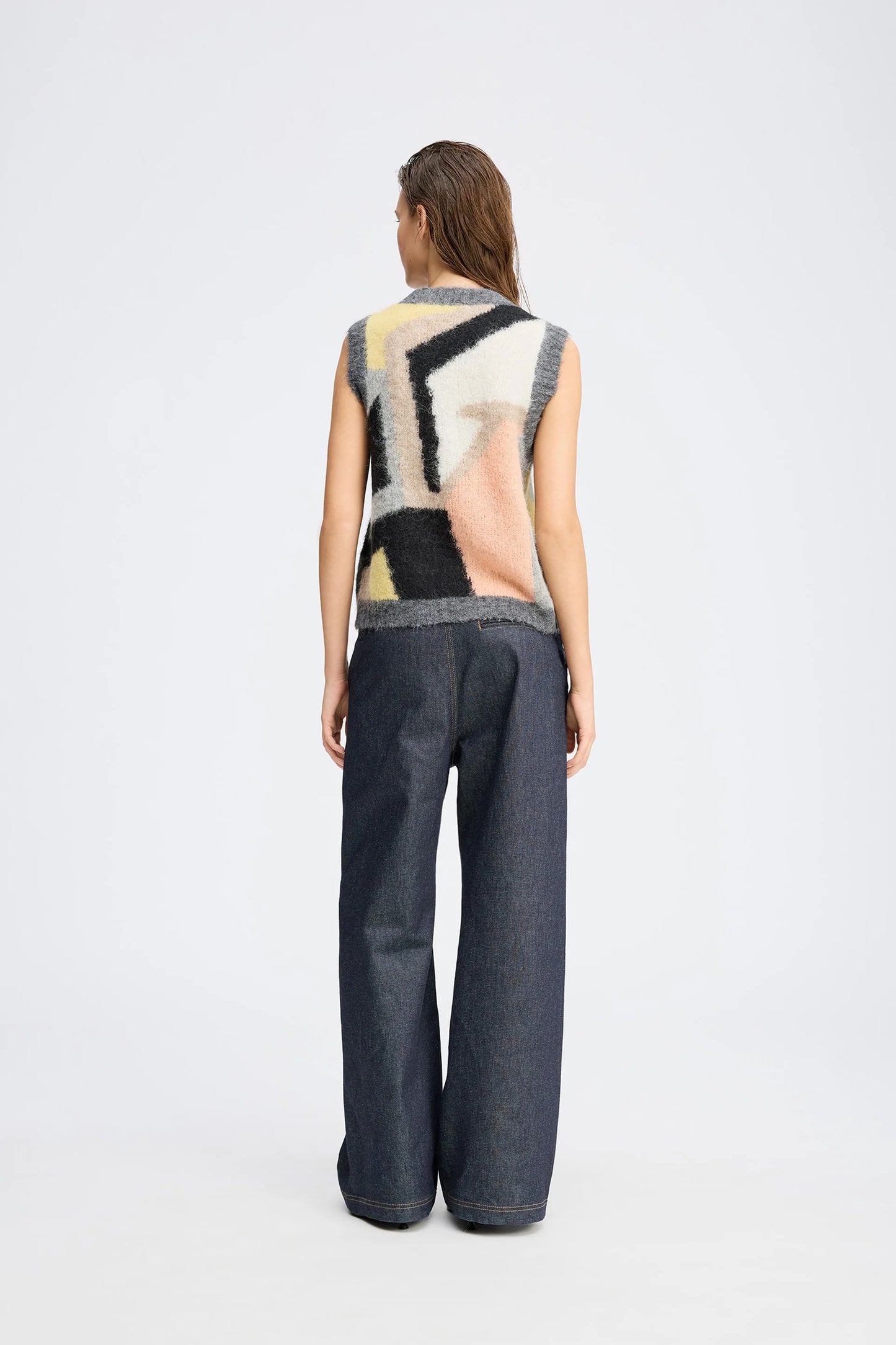 Rubble knit vest