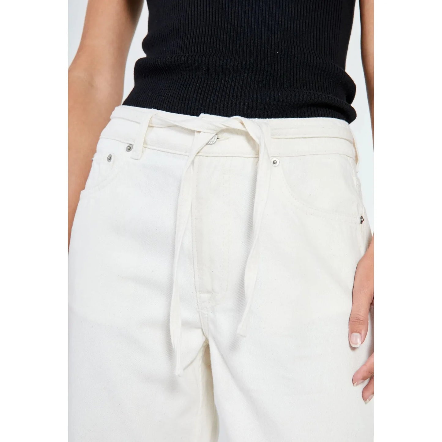 Kenzie relaxed belt jeans