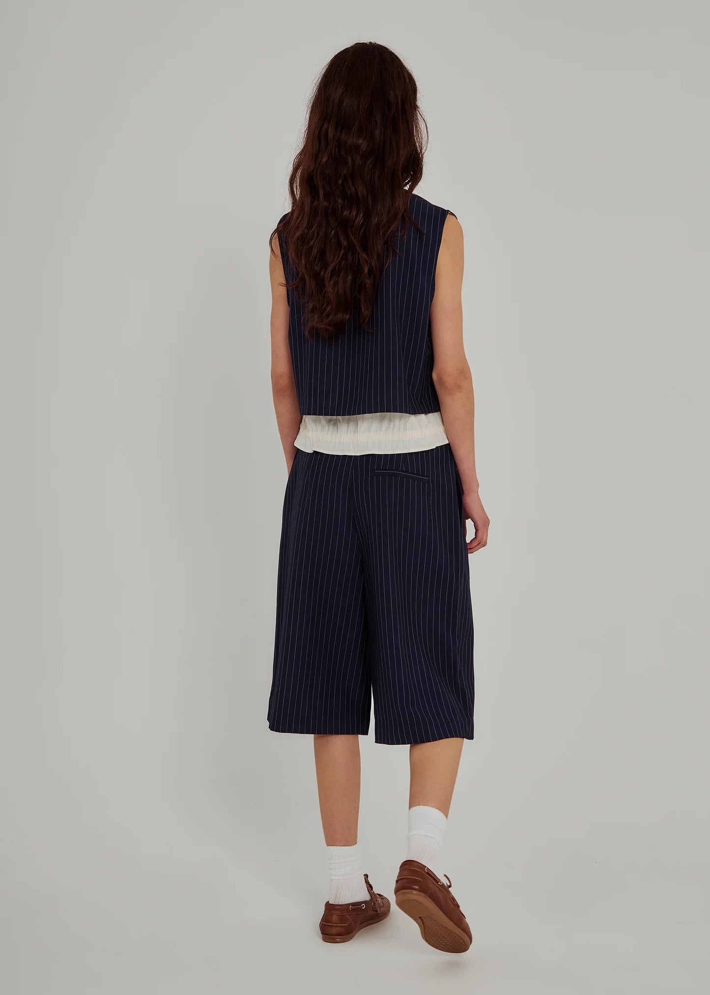 Neo pinstripe long shorts
