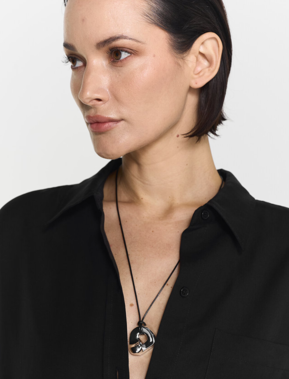 Ada Pendant Necklace