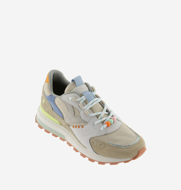 Viento sneakers