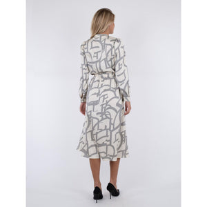 
                  
                    Ladda bild in galleri, Cilian Line Shapes Dress
                  
                