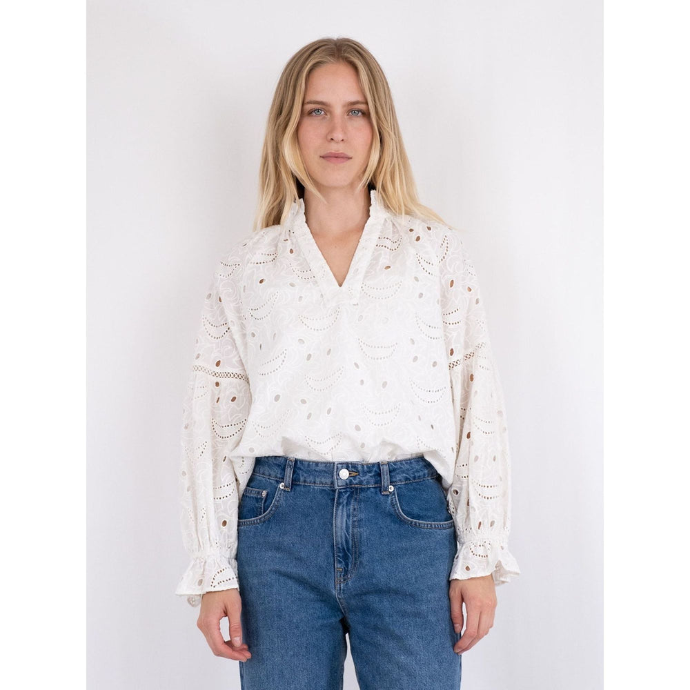 
                  
                    Ladda bild in galleri, Micah Emb Blouse
                  
                