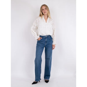 
                  
                    Ladda bild in galleri, Micah Emb Blouse
                  
                