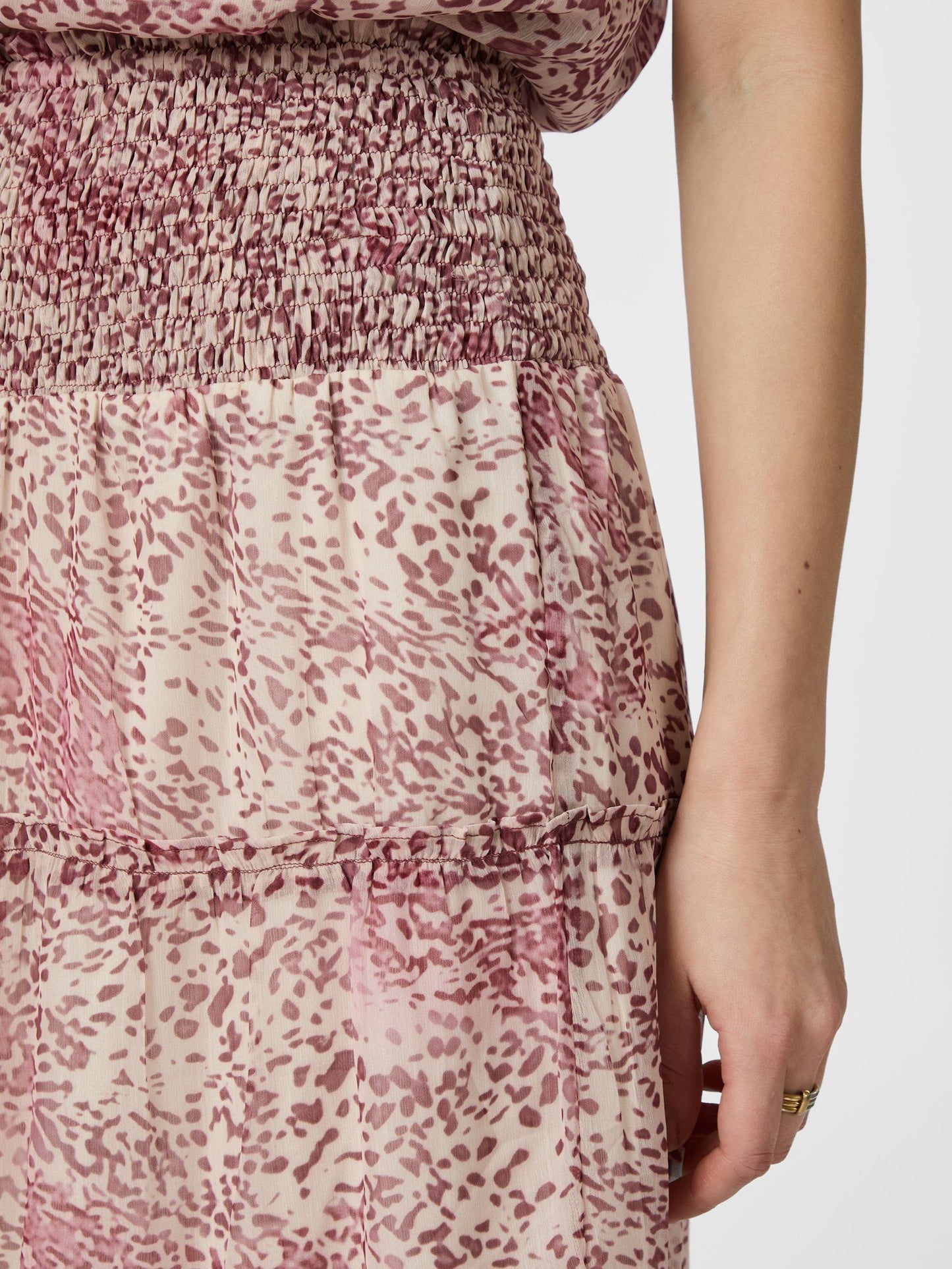 Todo Blur Graphic Skirt