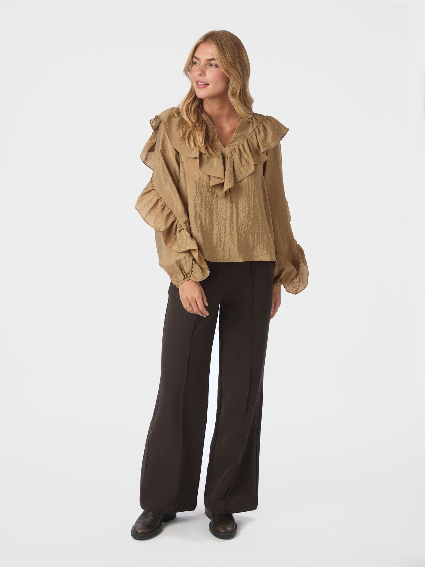 Nula Flounce Crisp Blouse