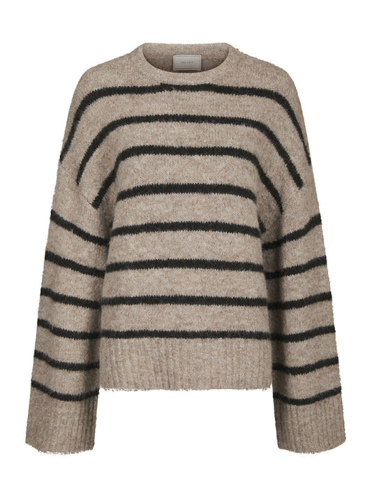 Roeme Fluffy Stripe Knit