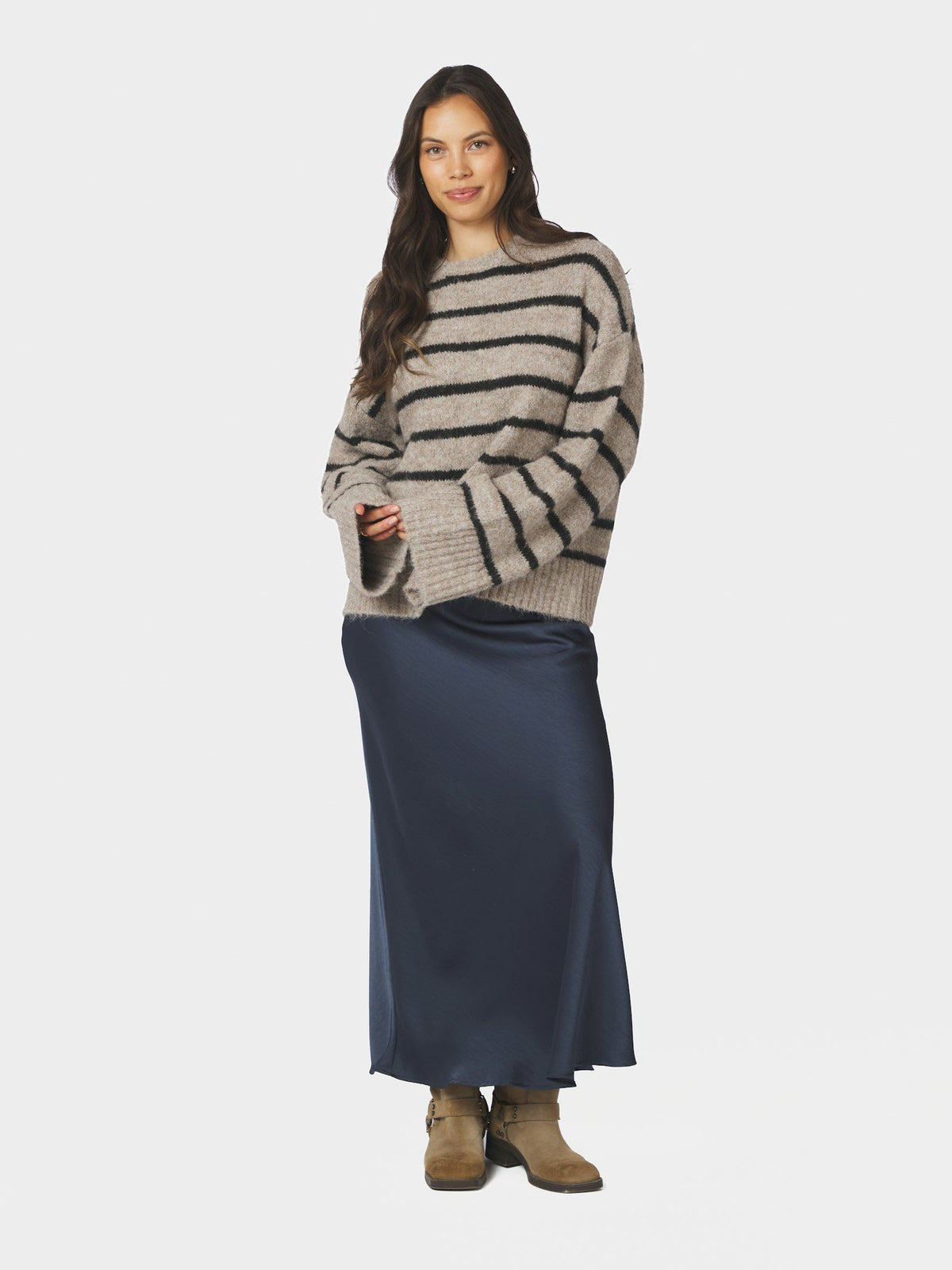 Roeme Fluffy Stripe Knit