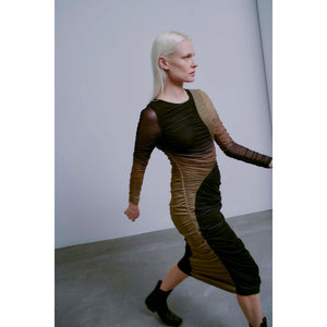 
                  
                    Ladda bild in galleri, CMCORA-DRESS
                  
                