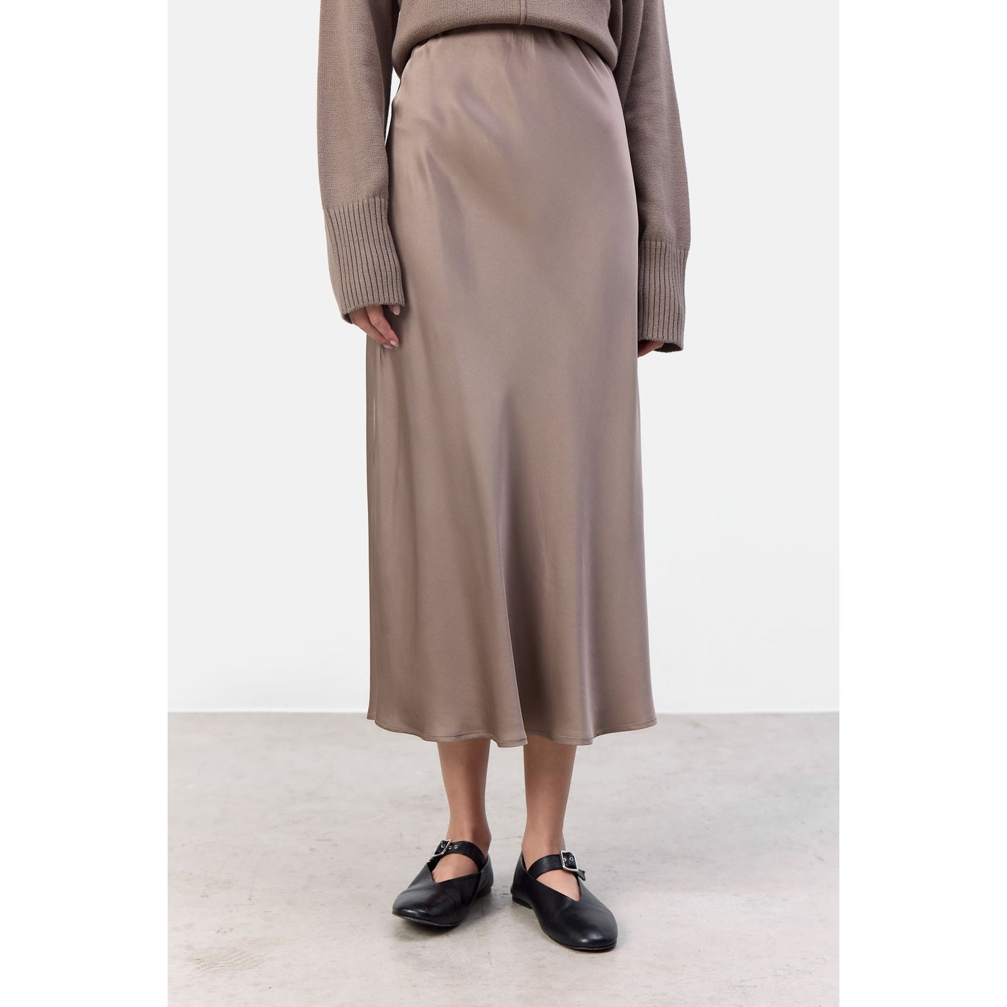 LR-ESTEL 3 walnut