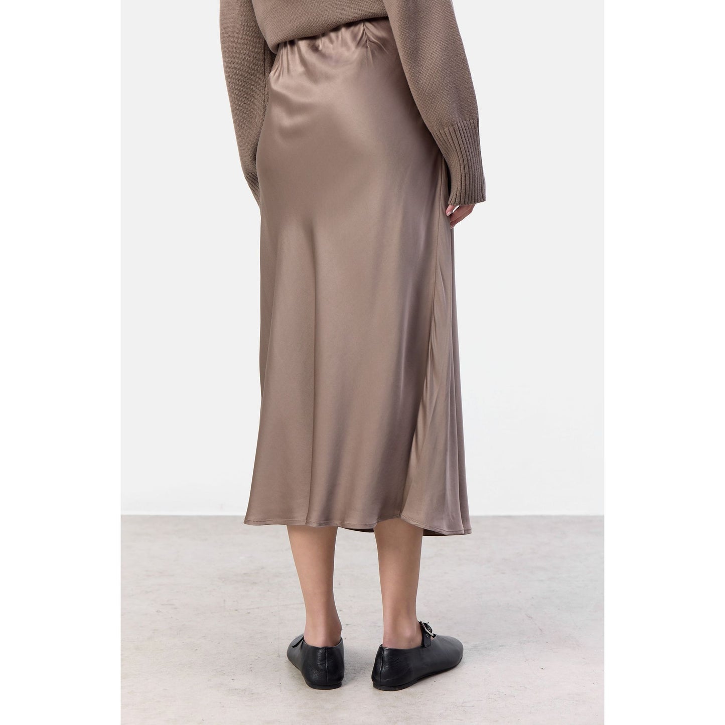 LR-ESTEL 3 walnut