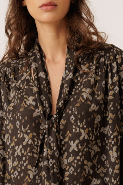 Oversize cotton shirt