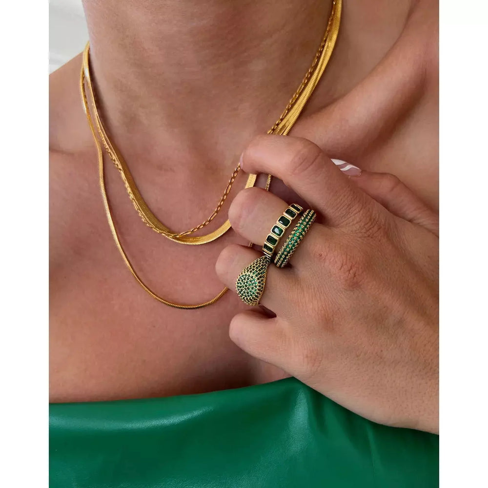 
                  
                    Ladda bild in galleri, LUV AJ Pave Amalfi Ring green-silver
                  
                