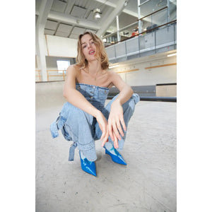 
                  
                    Ladda bild in galleri, STRAPLESS DENIM TOP - WASHED DENIM
                  
                