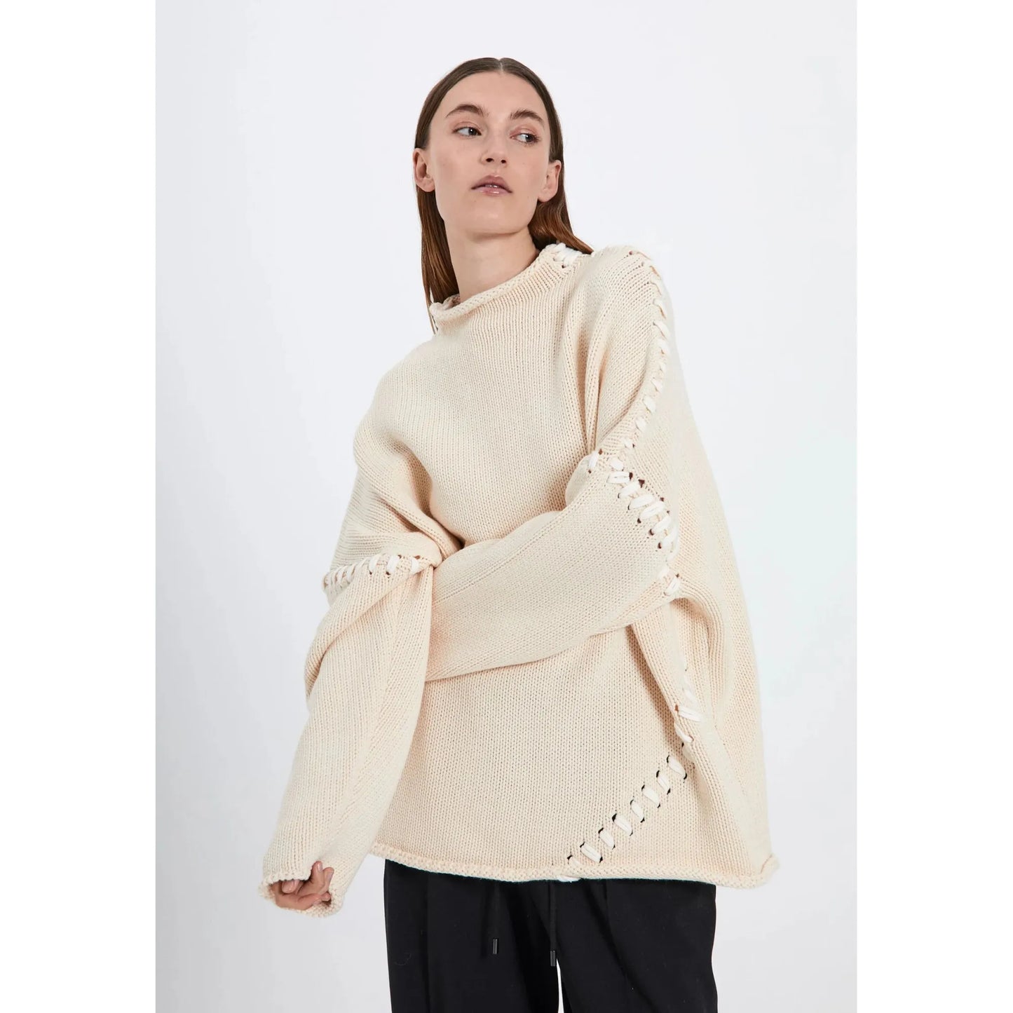 Strings knit top