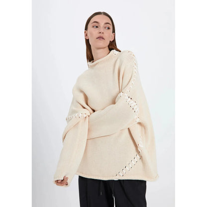 Strings knit top