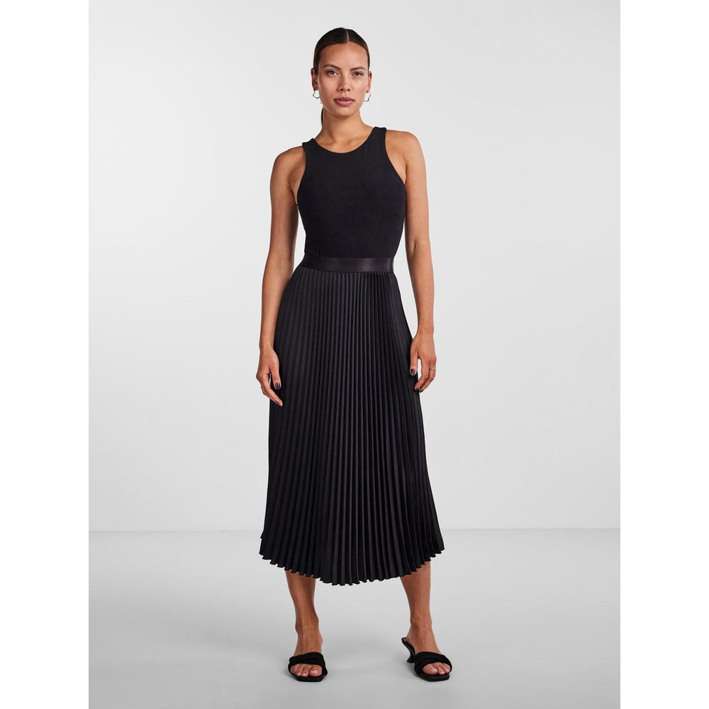 
                  
                    Ladda bild in galleri, YASCELINE HW MIDI SKIRT
                  
                