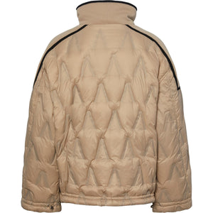
                  
                    Ladda bild in galleri, YASJERA DOWN JACKET
                  
                