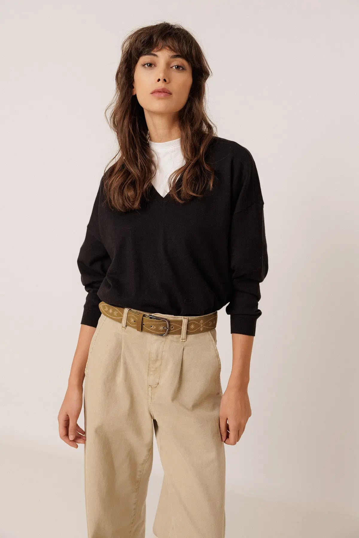 IA663 - EMBROIDERED LEATHER BELT