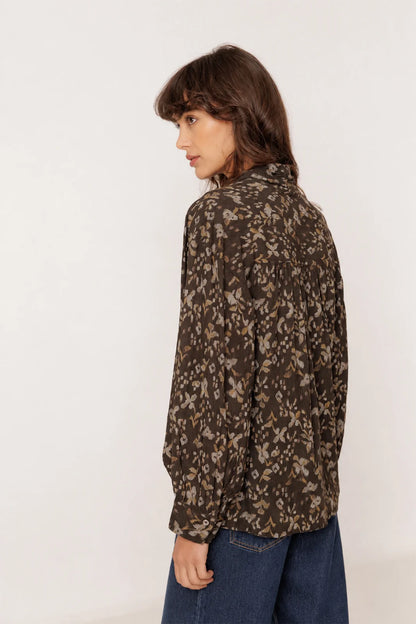 Oversize cotton shirt
