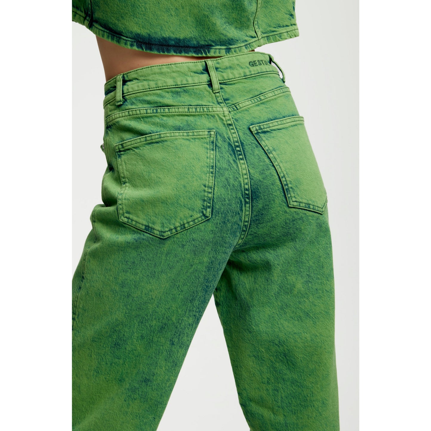SkyeGZ HW Straight Jeans