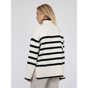 
                  
                    Ladda bild in galleri, Fanning Stripe Knit Blouse
                  
                