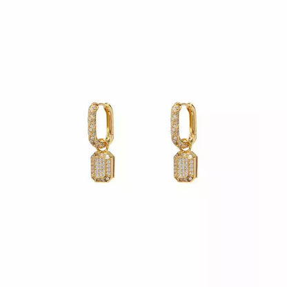 LUV AJ Faceted Diamond Huggies gold
