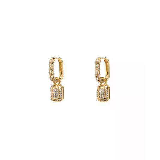 LUV AJ Faceted Diamond Huggies gold