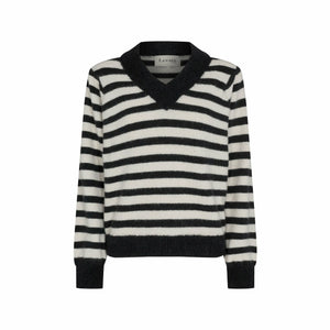 
                  
                    Ladda bild in galleri, LR-Paige 1 Pullover
                  
                