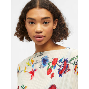 
                  
                    Ladda bild in galleri, OBJCHIE L/S TOP
                  
                