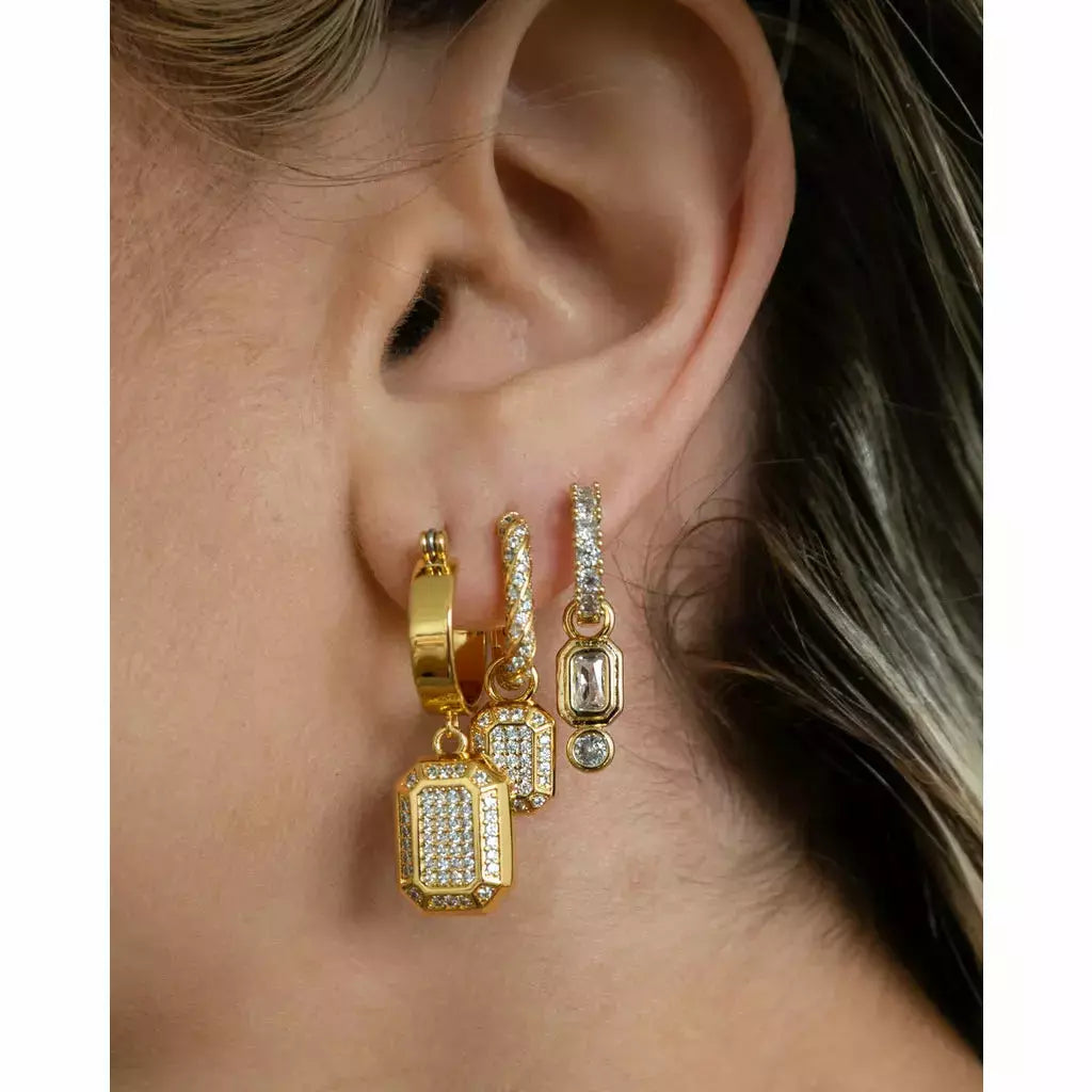 LUV AJ Faceted Diamond Huggies gold