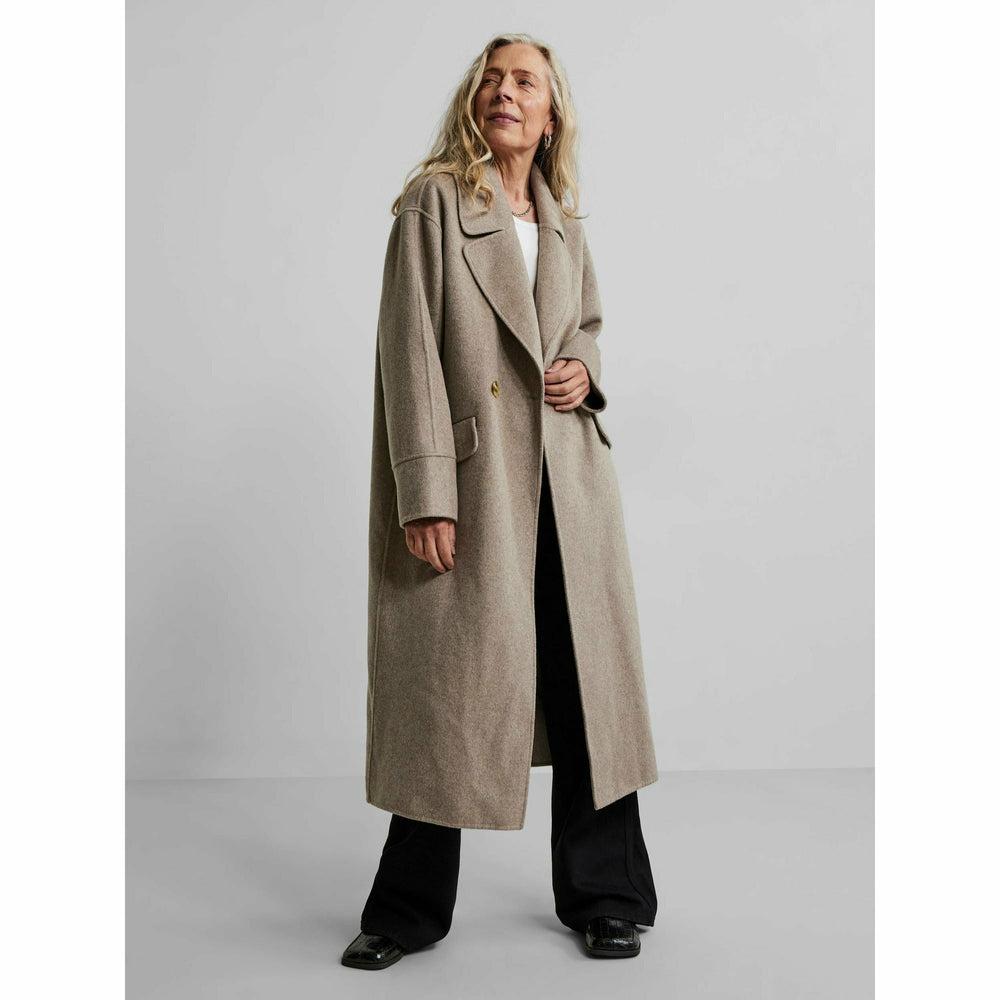 
                  
                    Ladda bild in galleri, YASALIMA HANDMADE WOOL MIX COAT
                  
                