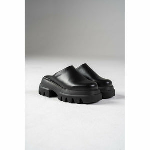 
                  
                    Ladda bild in galleri, CPH226 Vitello Matt Black
                  
                