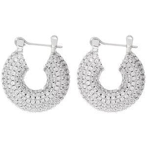 
                  
                    Ladda bild in galleri, PAVE MINI DONUT HOOPS- SILVER
                  
                